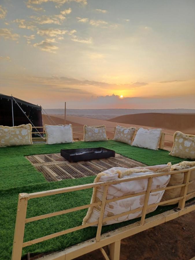 Sunrise Desert Local Private Camp Ξενοδοχείο Badīyah Εξωτερικό φωτογραφία